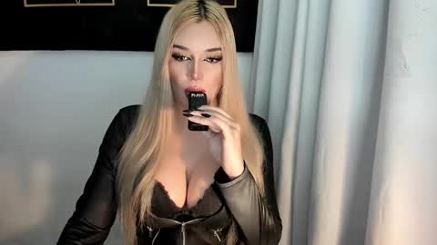 STELLA online show from October 20, 5:56 am