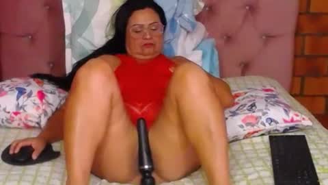 victorya karolyna online show from April 6, 1:12 pm