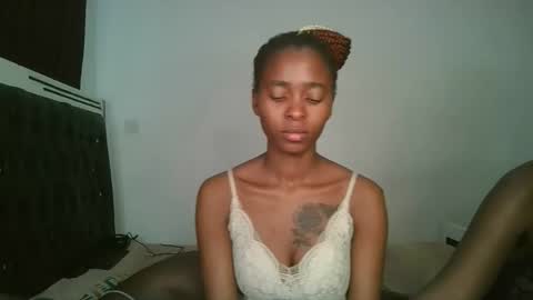 hottie_mistie online show from April 26, 1:42 pm