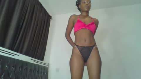 hottie_mistie online show from July 9, 7:18 pm