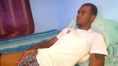 independent Model online show from April 10, 10:14 pm