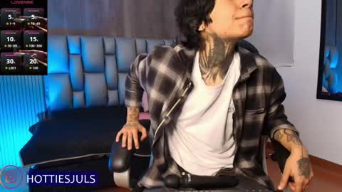 Juls online show from July 16, 7:28 pm