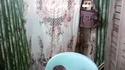 hotty_babex online show from July 25, 3:26 am
