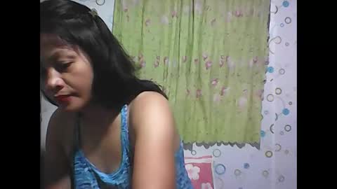 hottyelle1 online show from April 13, 1:37 pm