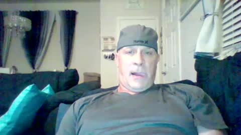 Snapshot of hotyummycock69 chatting on September 12, 12:45 am hotyummycock69 online show from September 12, 12:45 am