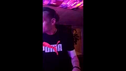 SeanPatrick online show from April 26, 5:27 am