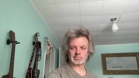 howlingatnothing online show from November 29, 2:47 pm