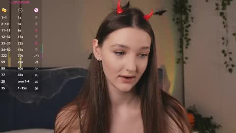 Diane online show from October 31, 7:09 am