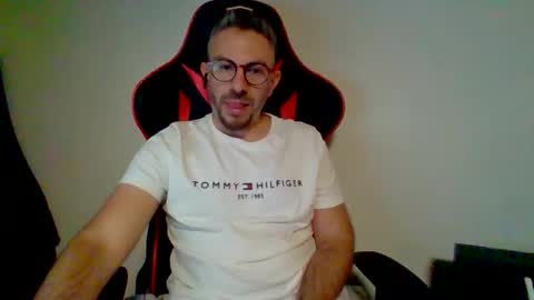 huge__cumshot online show from December 16, 4:57 pm