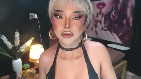 Christine online show from April 7, 7:54 am