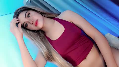 Yhanie online show from April 10, 11:53 pm