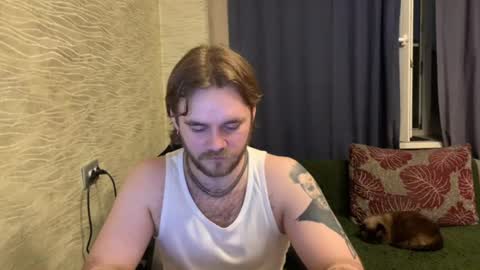 Hugo online show from June 17, 9:53 pm