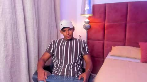 Hugo Cano online show from October 19, 2:27 am