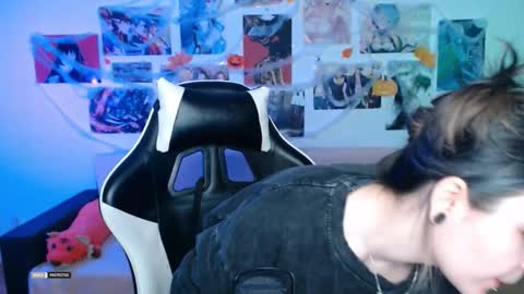 HugoMin online show from October 14, 5:38 pm