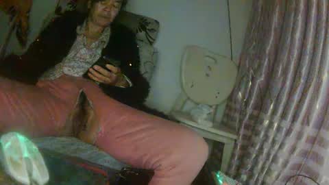 hujiajia520321431 online show from February 16, 9:24 pm