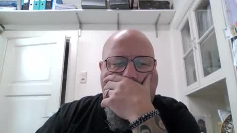 hukjisda online show from November 21, 1:09 pm