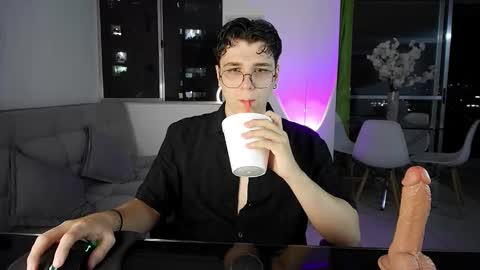 hun_damer online show from October 3, 2:32 am