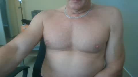 hundeleine online show from June 22, 12:23 pm
