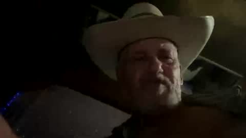 hung34u online show from June 21, 9:27 am