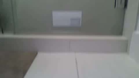 hungbistud916 online show from January 2, 4:52 am