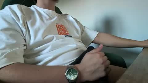 hungdaddy210 online show from June 19, 6:14 pm