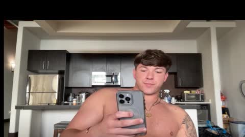 hungjock696 online show from December 3, 9:15 pm