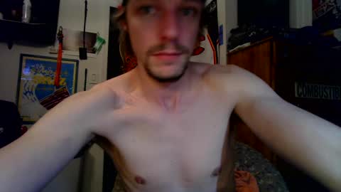 hungtxcock92 online show from March 11, 8:30 am