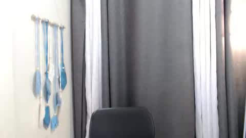 hunk_edward online show from June 3, 2:33 pm