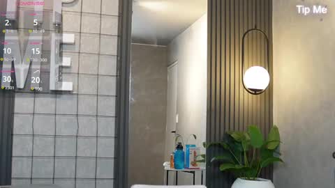 hunk_ryan online show from February 27, 3:26 pm