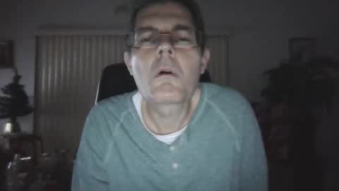 hunkmasclefad458 online show from December 15, 4:30 am