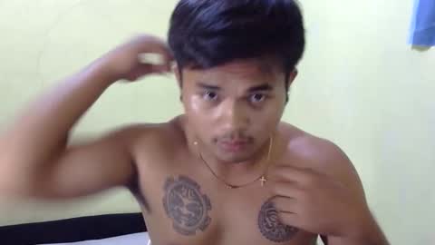 hunkyzeus online show from October 7, 10:44 am