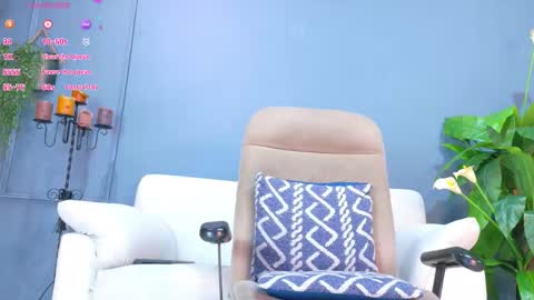 Hunter  online show from October 10, 8:03 pm