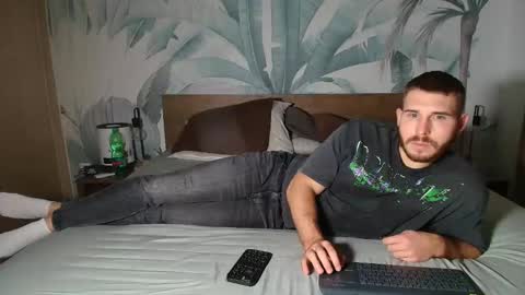 Hunter Bridges online show from November 29, 4:36 pm