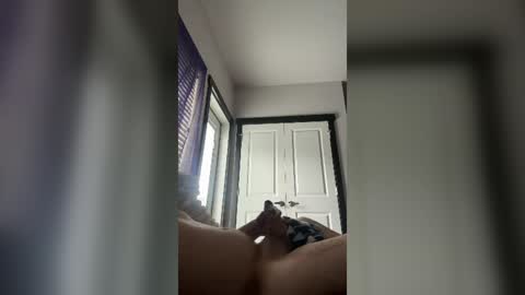 hunterbyron61 online show from August 9, 9:30 pm