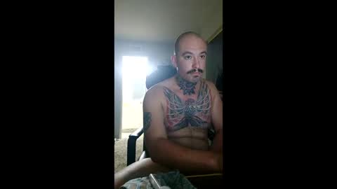 hunterluke1995 online show from February 14, 7:22 am
