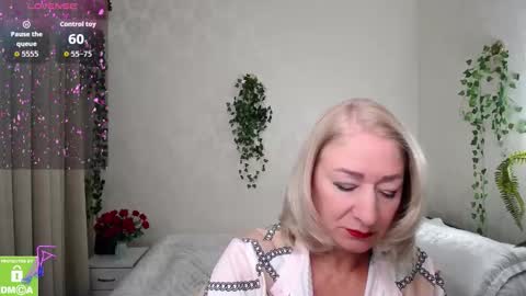 Irena online show from September 28, 4:05 pm