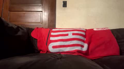 husbandandwife2011 online show from February 15, 4:47 am