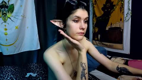 Hyeon Jin online show from January 18, 3:42 am