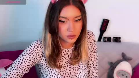 Your submissive lady 3 online show from June 25, 2:19 am