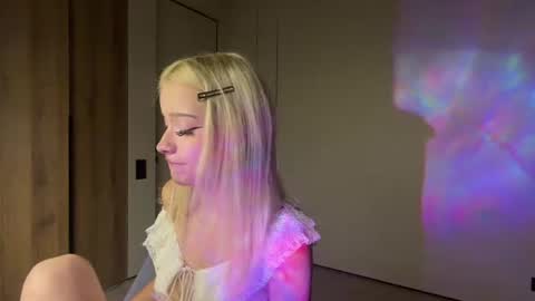 Anny online show from July 28, 8:52 pm