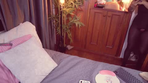 Lucy online show from September 17, 10:08 am