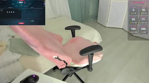 HiI am  EvaPVT is open  online show from February 24, 5:42 pm