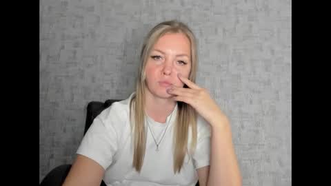 Venus online show from October 27, 3:01 pm