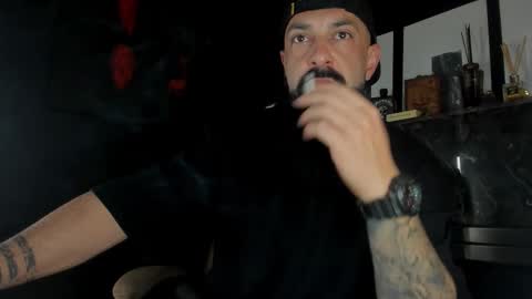 Snapshot of iamalexander_ chatting on October 20, 3:44 am Lex online show from October 20, 3:44 am
