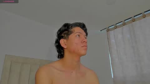 Juliiiiian online show from October 3, 11:51 am