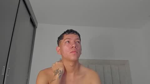 Juliiiiian online show from March 21, 10:31 am