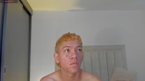 Juliiiiian online show from October 21, 12:10 pm