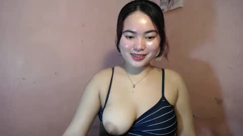 nany online show from December 5, 8:06 pm