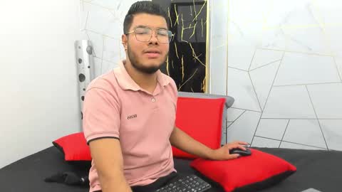       online show from November 10, 3:20 am