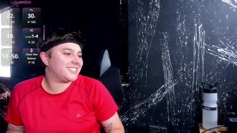 Snapshot of iangilbert chatting on September 23, 9:21 pm ian online show from September 23, 9:21 pm